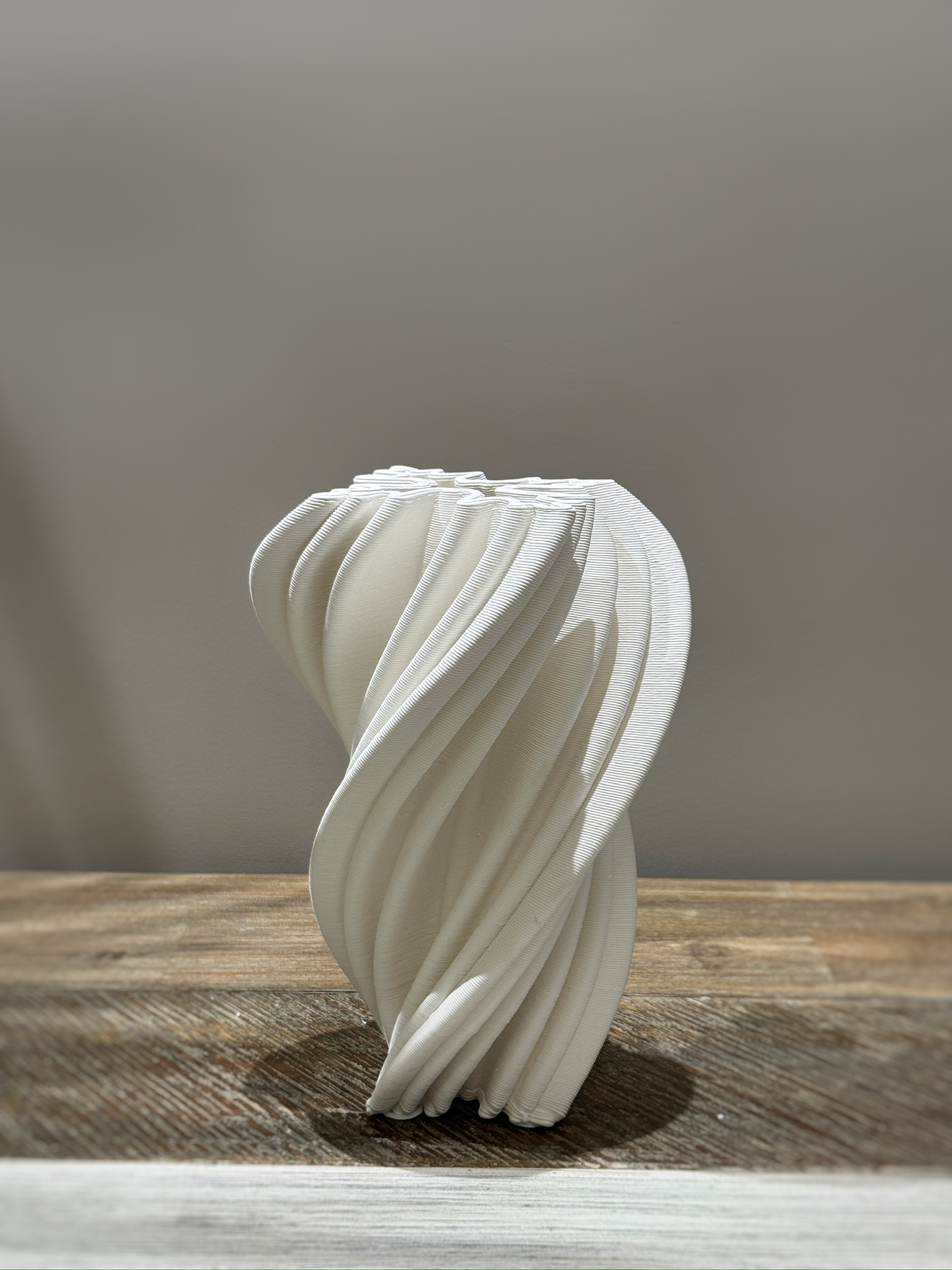 Дизайнерская керамическая ваза 3D X-VASE-Y2S