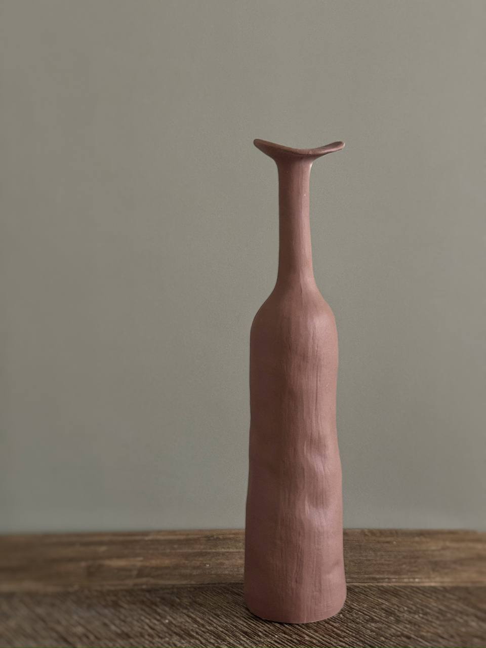 Ручная керамическая ваза в виде удлиненного кувшина, X-VASE-V10XL