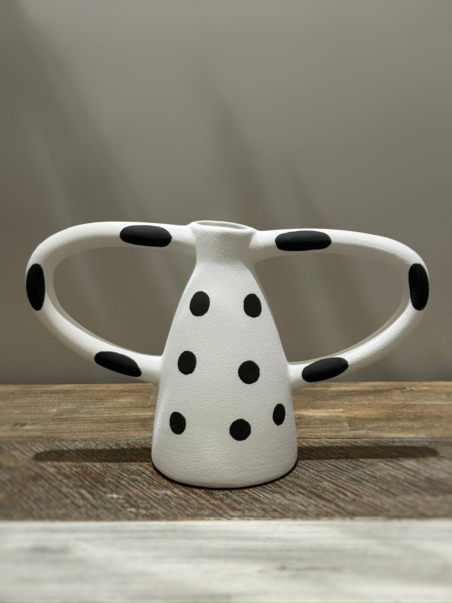 Керамическая дизайнерская ваза X-VASE-V4