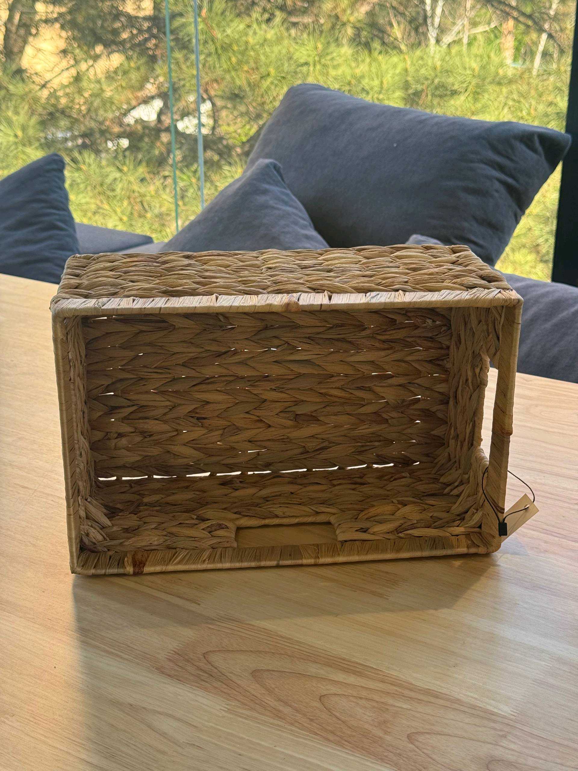 Плетеная корзина X-BS12L. Размер: 38 × 26 × 16 см