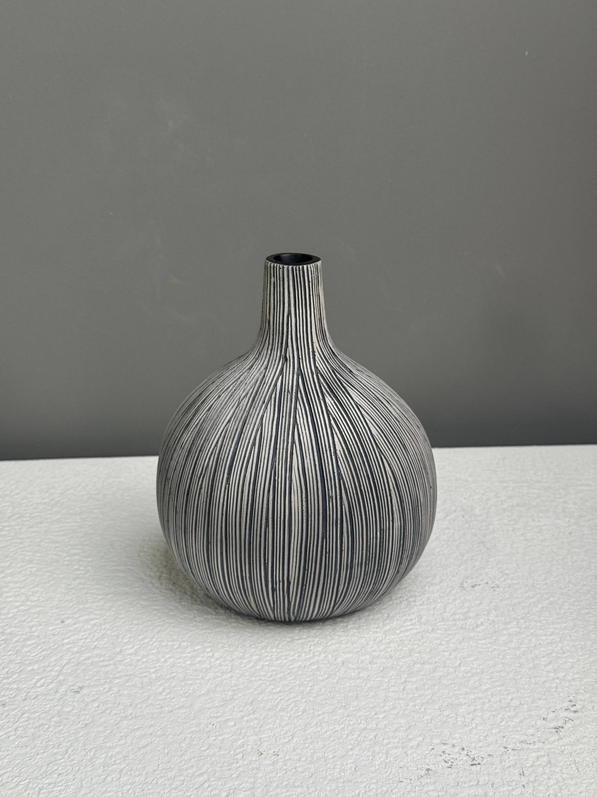 Декоративные вазы Flow Sphere X-VASE-7S