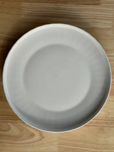 Relyefli chetli chinni tarelka (27 sm) MPL59