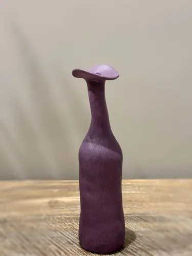 To'q binafsha uzunchoq keramik vaza X-VASE-V10S