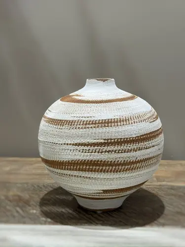 Keramika dizayn vazasi X-VASE-V24
