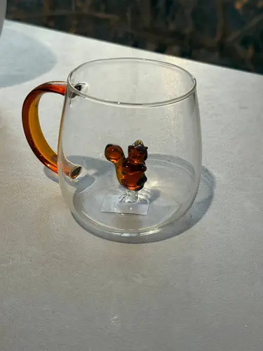 Olmaxonli shisha krujka
